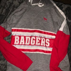 VS PINK WI Badgers pullover